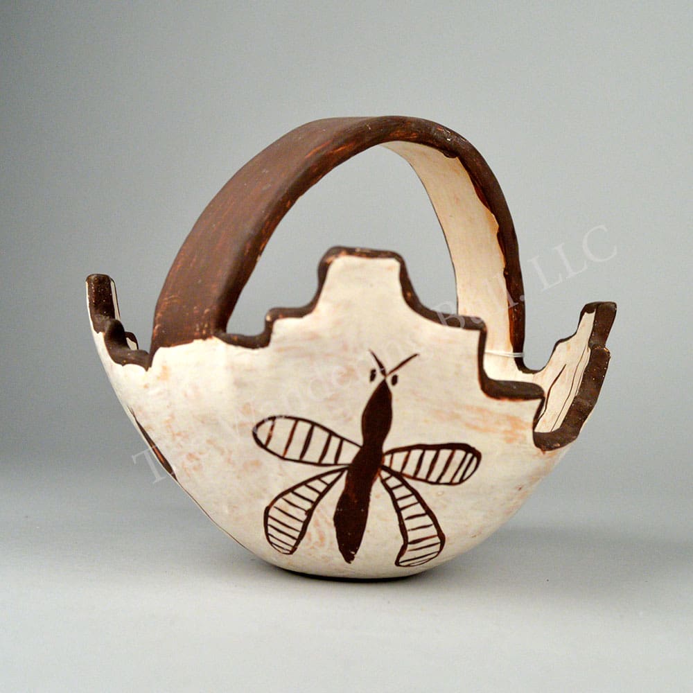 Pottery – Kiva Vessel with Handle