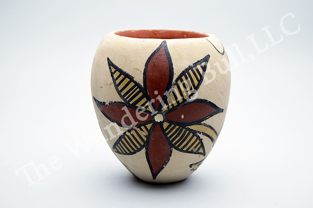 Pottery Flower Design