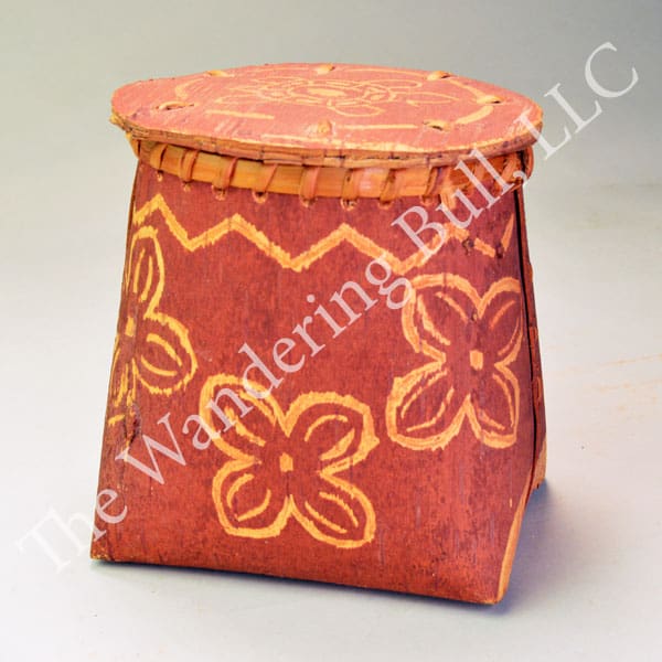 Container Birchbark with Etched Turtles
