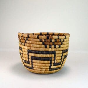 Basket Round Hopi Style aa